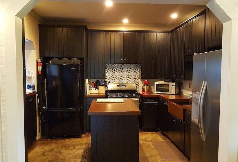 Heartland Country Resort & Lodge