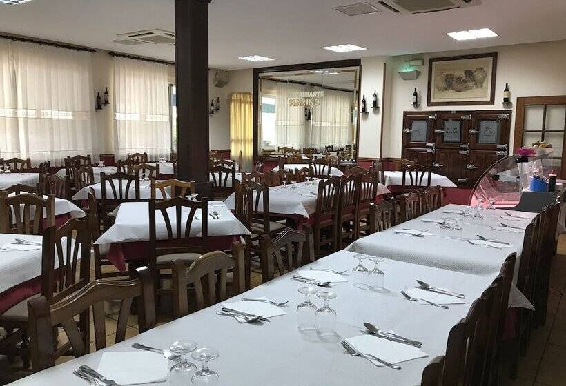 Hostal Restaurante Marino