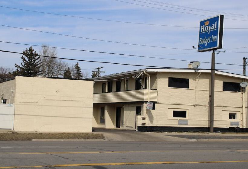 호텔 Royal Budget Inn