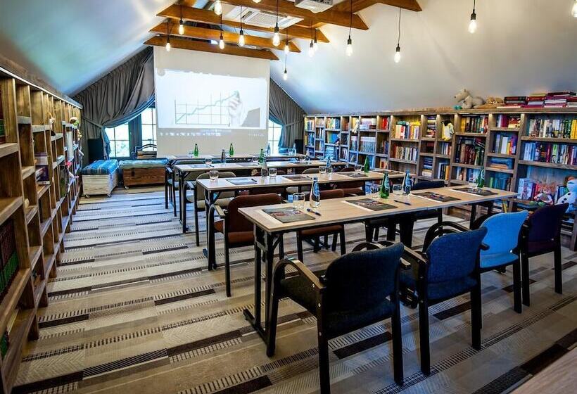 פנסיון Akademia Kuraszkow