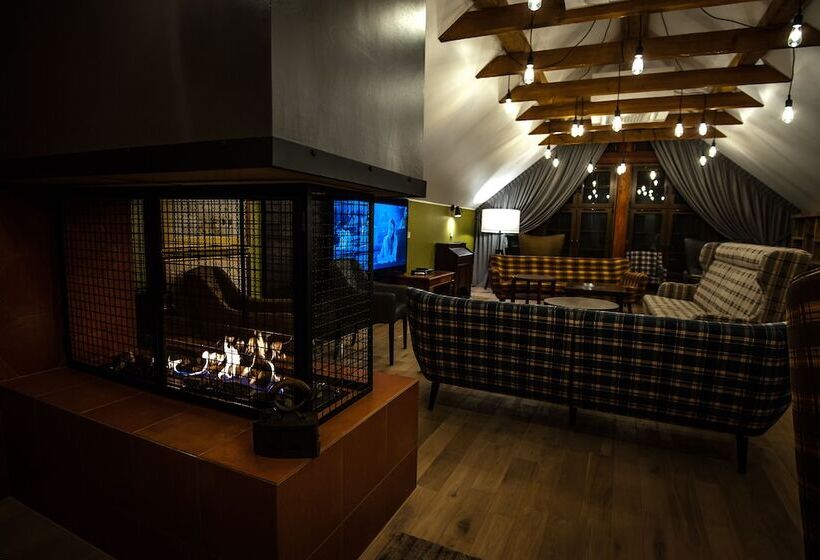 פנסיון Akademia Kuraszkow