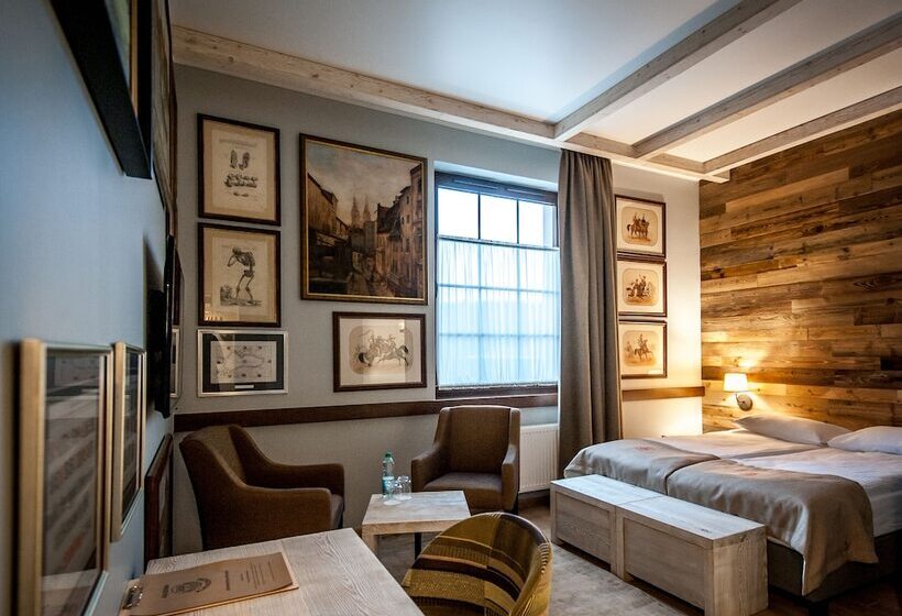 פנסיון Akademia Kuraszkow