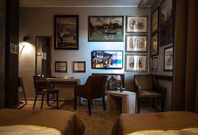 פנסיון Akademia Kuraszkow