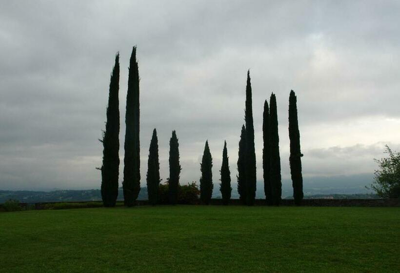 פנסיון Chateau Du Donjon