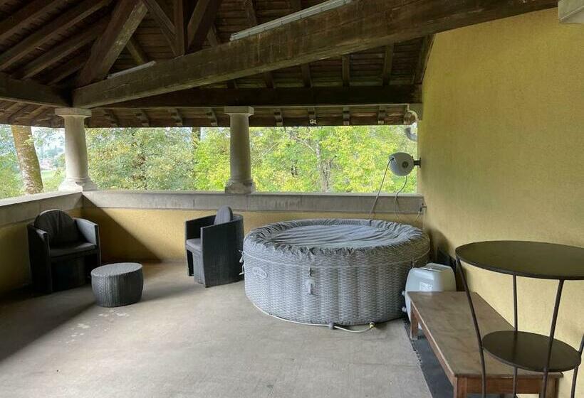 بنسيون Chateau Du Donjon