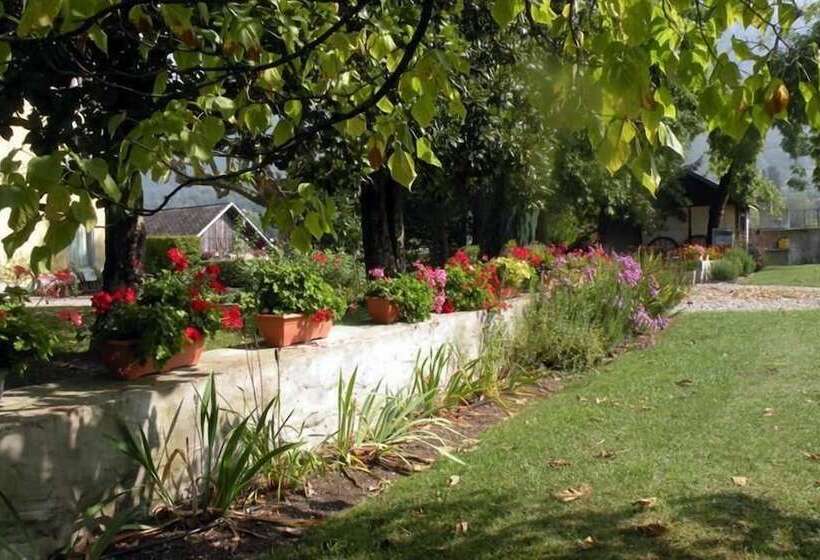 פנסיון Chateau Du Donjon