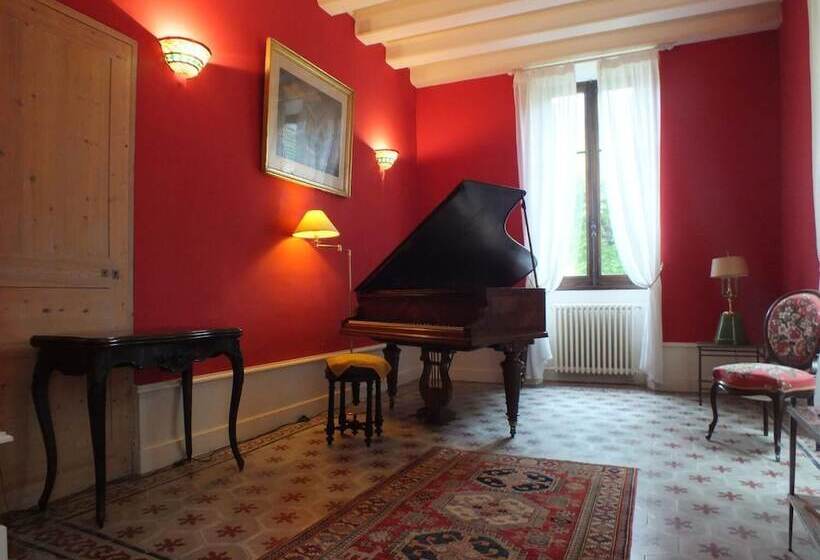 بنسيون Chateau Du Donjon