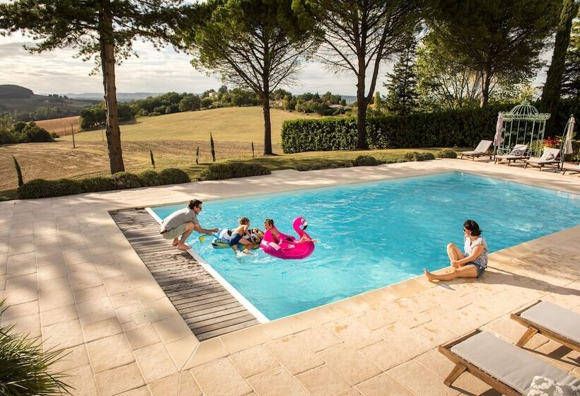 פנסיון La Maison De Maitre