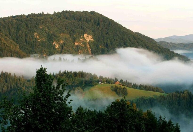 پانسیون Tourist Farm Strle With Great Local Food