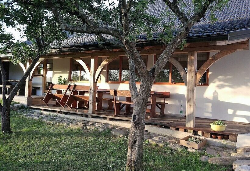 پانسیون Tourist Farm Strle With Great Local Food