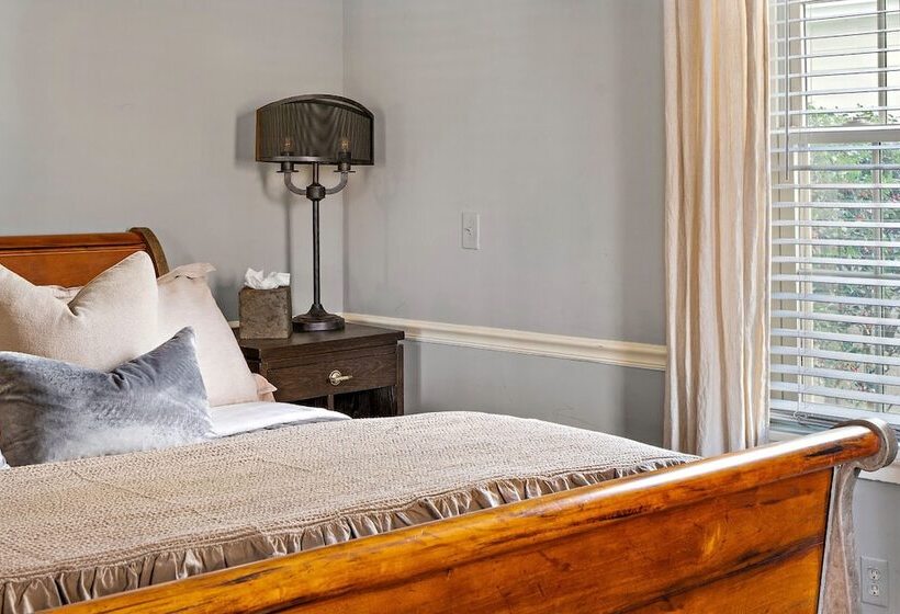 The Watson Boutique Bed And Breakfast