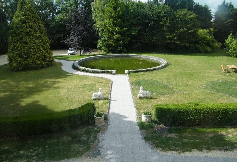 민박 Chambres D Hotes Chateau De Damigny