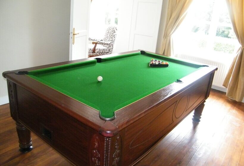 민박 Chambres D Hotes Chateau De Damigny