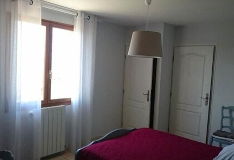 مبيت وإفطار Le Relais Des Faïsses