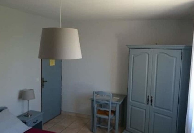 مبيت وإفطار Le Relais Des Faïsses