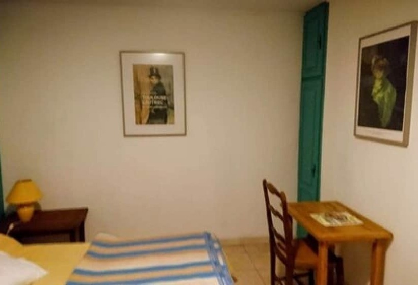 مبيت وإفطار Le Relais Des Faïsses