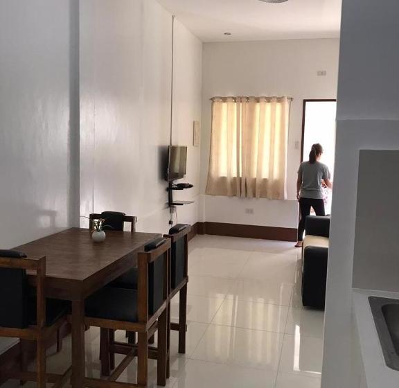 旅馆 Commodore’s Inn