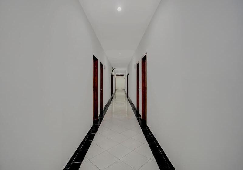 호텔 Ganandra Stay Denpasar