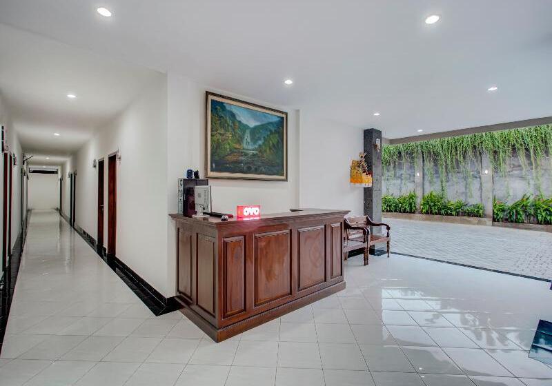 호텔 Ganandra Stay Denpasar