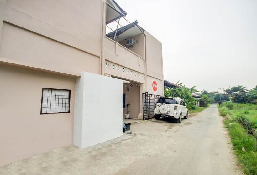 בית מלון כפרי Oyo 3389 Sonya Homestay