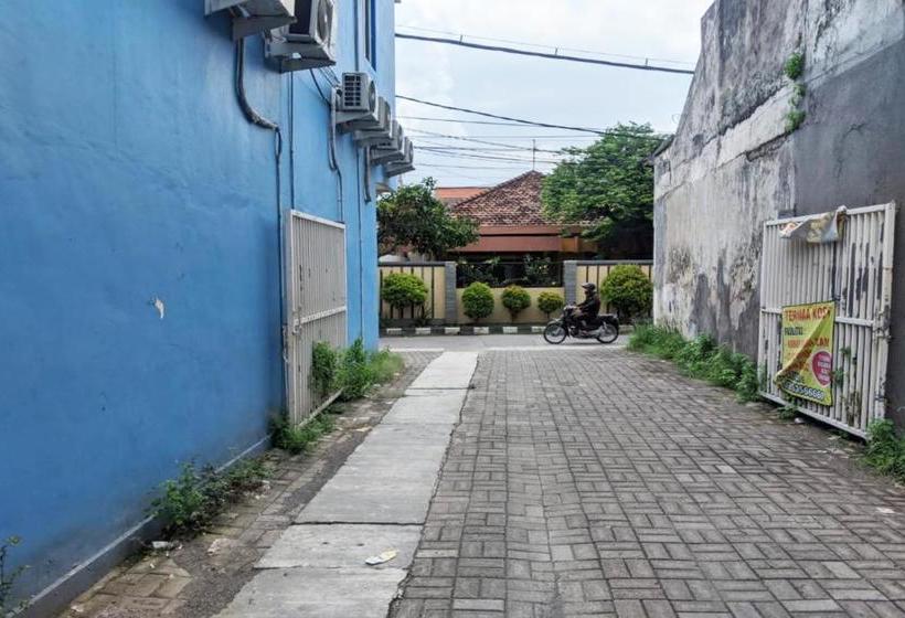 Hotel Oyo 3391 Ungu S Residence