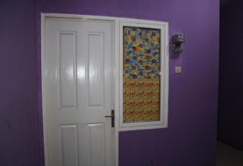 Hotel Oyo 3391 Ungu S Residence