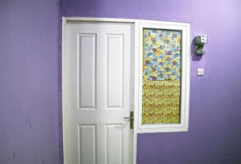 Hotel Oyo 3391 Ungu S Residence