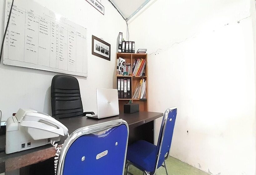 Отель Oyo 3414 Gurita Residence Syariah