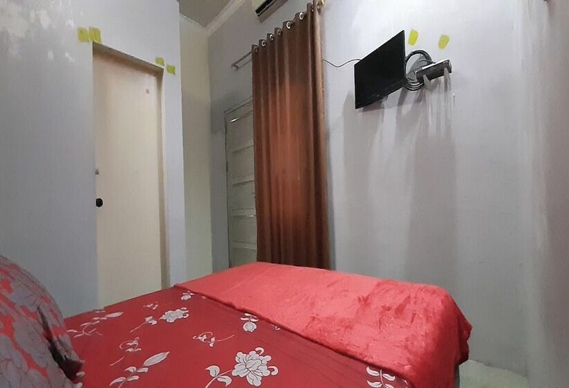 Отель Oyo 3414 Gurita Residence Syariah