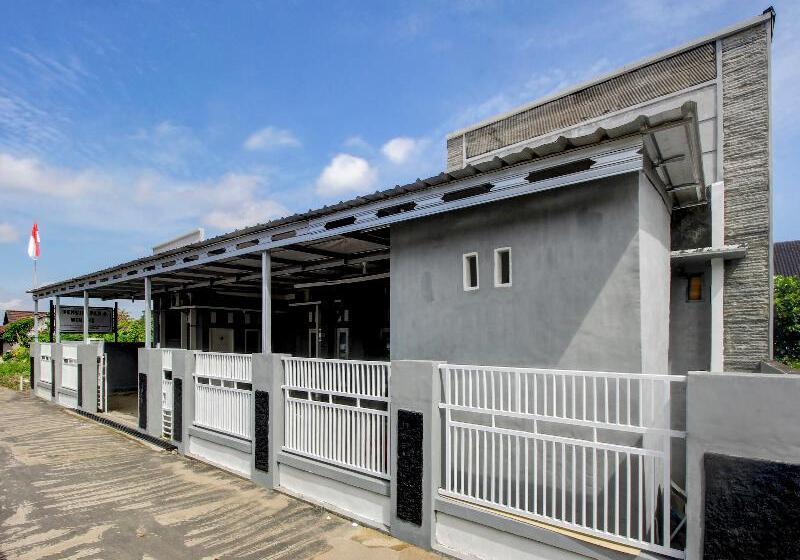 호텔 Oyo 3415 Kost Wimane