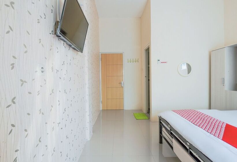 בית מלון כפרי Oyo 3434 Penginapan Keluarga Syariah