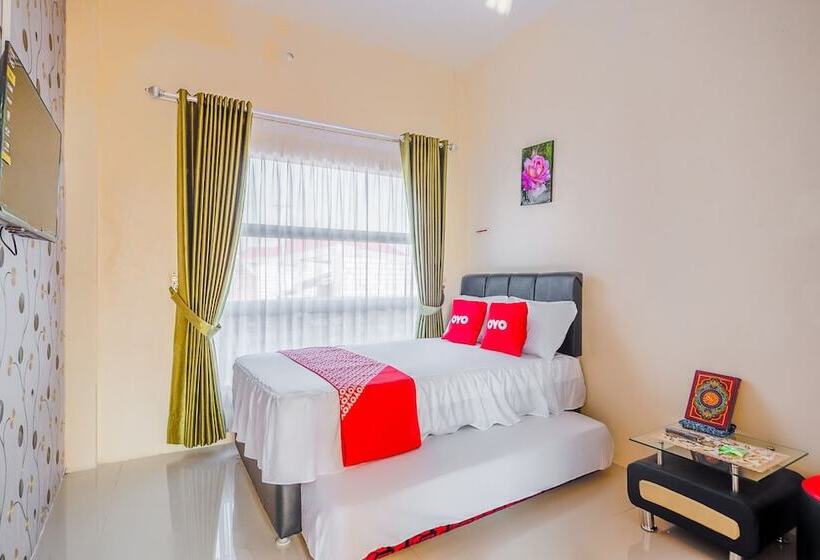 בית מלון כפרי Oyo 3434 Penginapan Keluarga Syariah