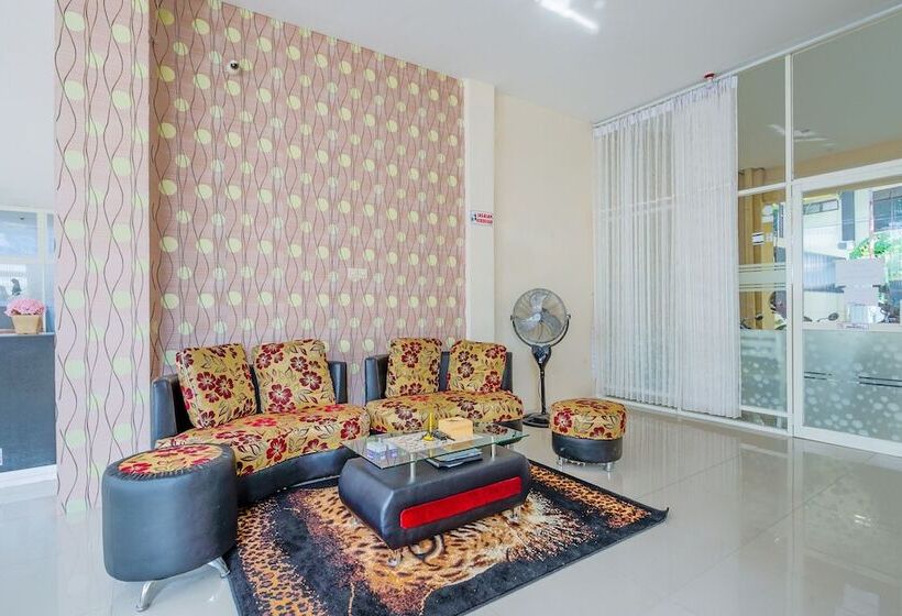 בית מלון כפרי Oyo 3434 Penginapan Keluarga Syariah