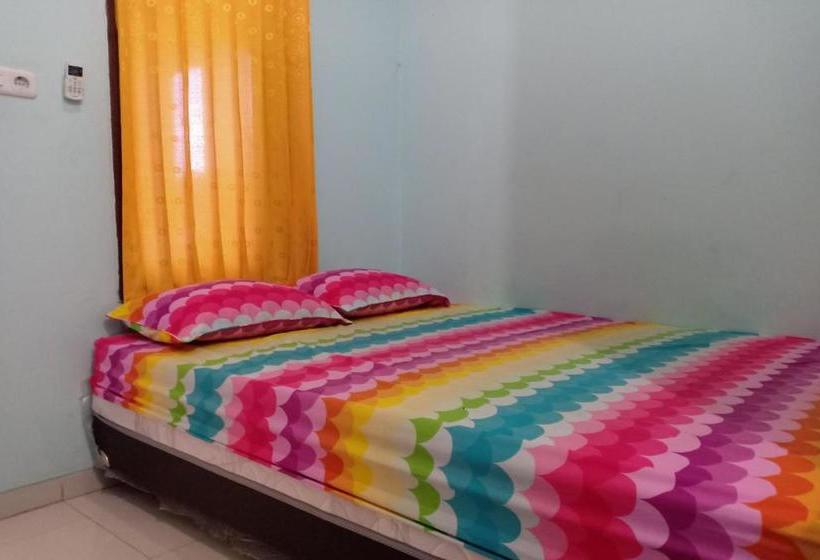 בית מלון כפרי Oyo 3516 Kinawa Family Homestay