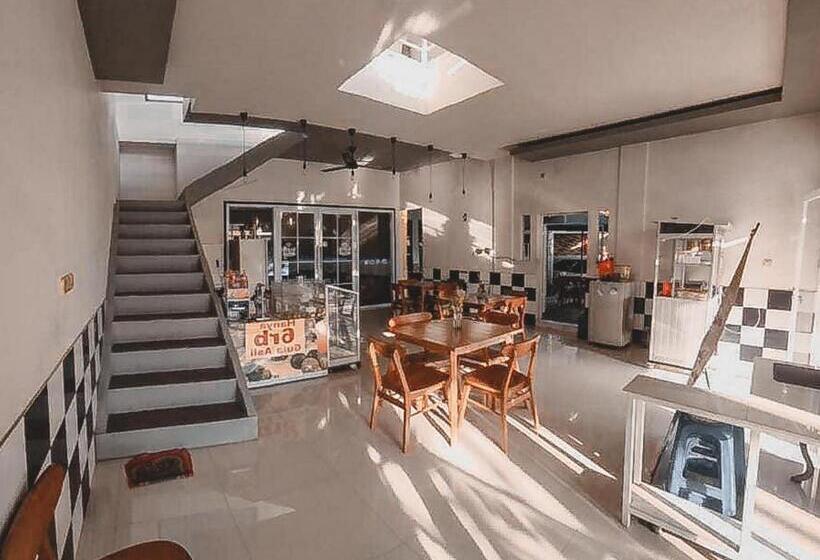 호텔 Safaraz Garden Near Galaxy Bekasi Mitra Reddoorz