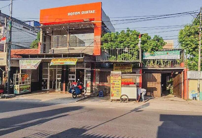 호텔 Safaraz Garden Near Galaxy Bekasi Mitra Reddoorz