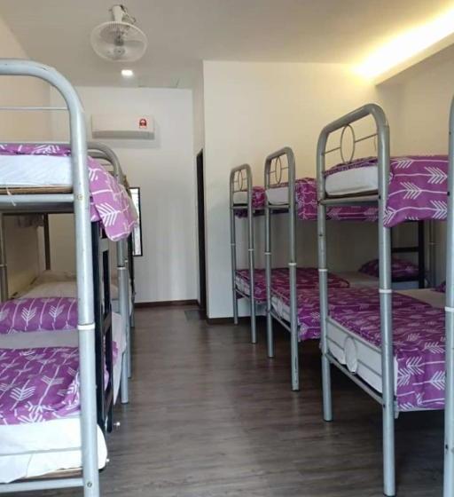 Отель Spot On 90065 Bgh Hostel Teras