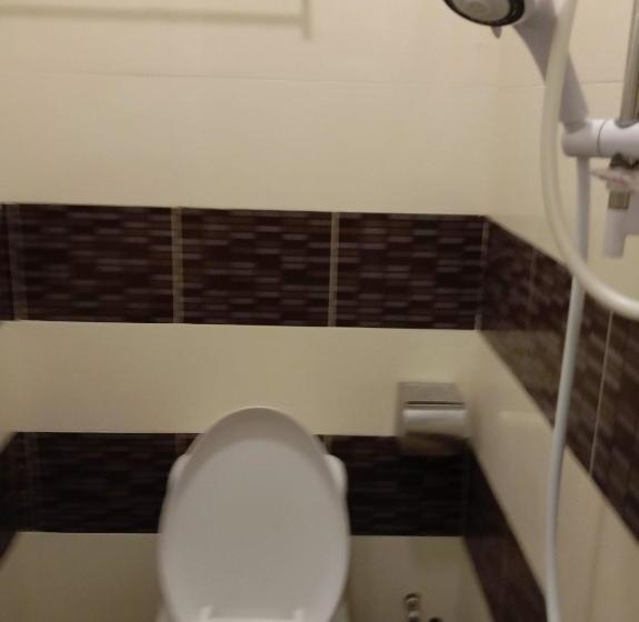 Отель Spot On 90065 Bgh Hostel Teras