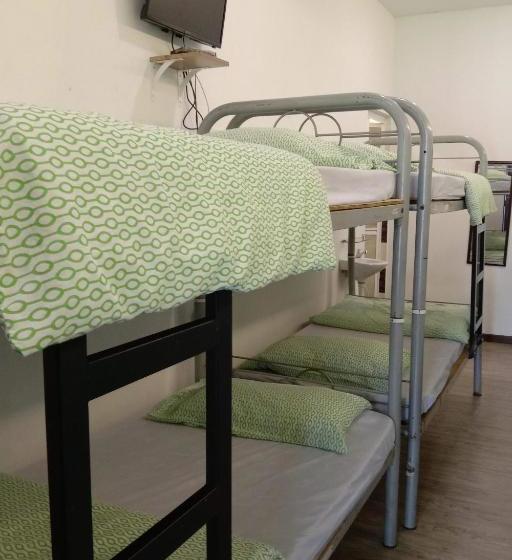 Отель Spot On 90065 Bgh Hostel Teras