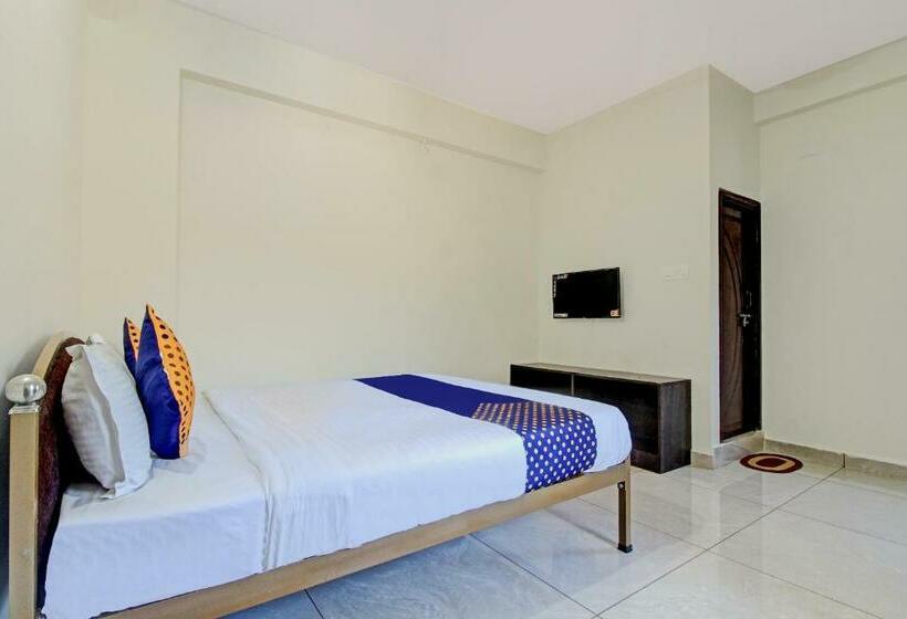酒店 Spot On Advaitha Boarding And Lodging