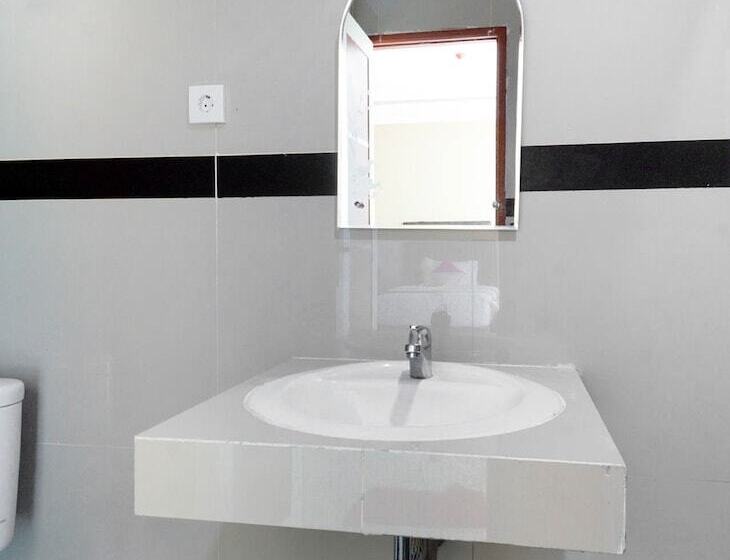 Collection O 3431 Hotel Alpha Bandara