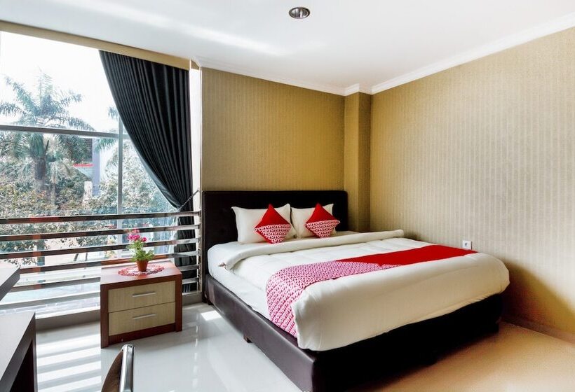 Collection O 3431 Hotel Alpha Bandara