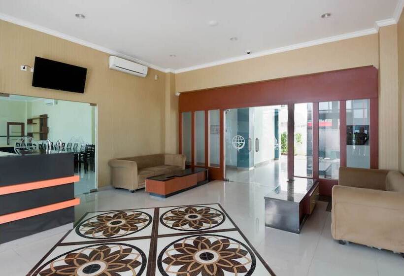 Collection O 3431 Hotel Alpha Bandara