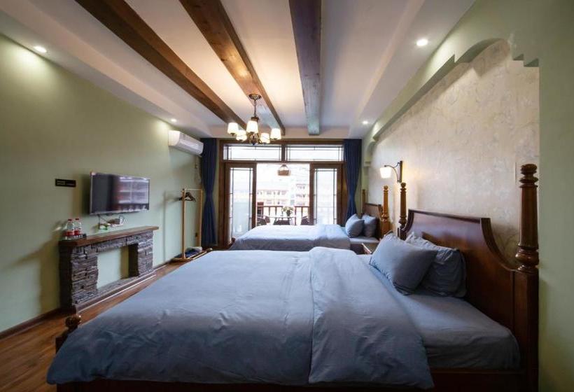 بنسيون Flower Time Inn