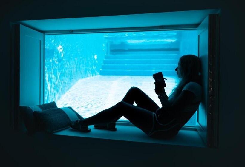 هاستل The Salty Pelican Yoga & Surf Retreat