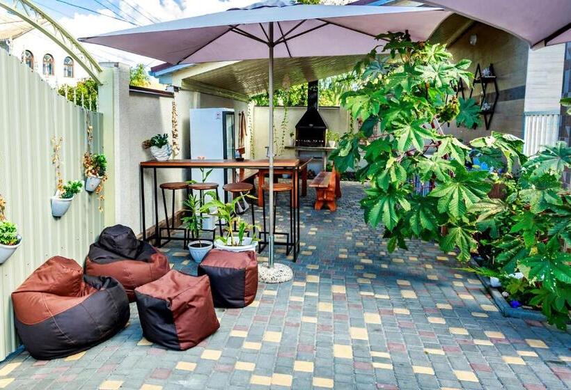 هاستل Villa Shell