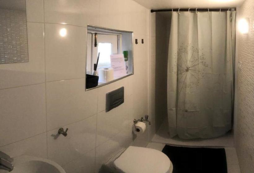 تختخواب و صبحانه Casa Holma