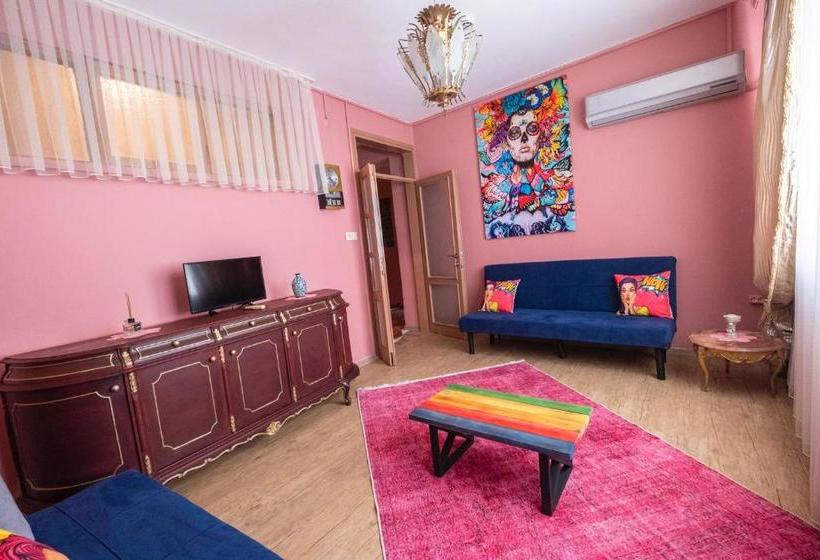 تختخواب و صبحانه Nostaljik Suites