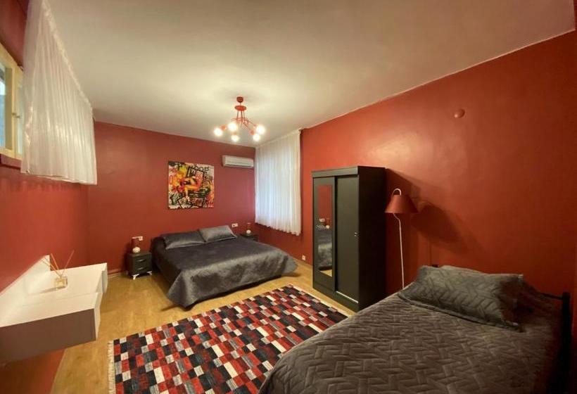 تختخواب و صبحانه Nostaljik Suites