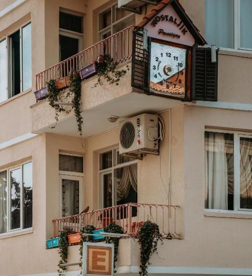 تختخواب و صبحانه Nostaljik Suites